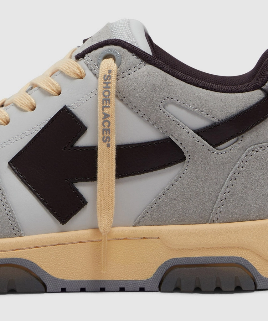 Off White Out of office sneaker